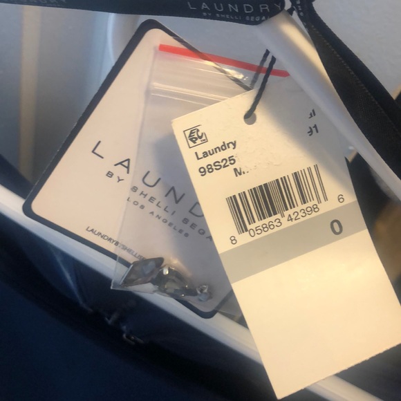 Evening Gown (laundry by shelli segal) - Picture 3 of 9